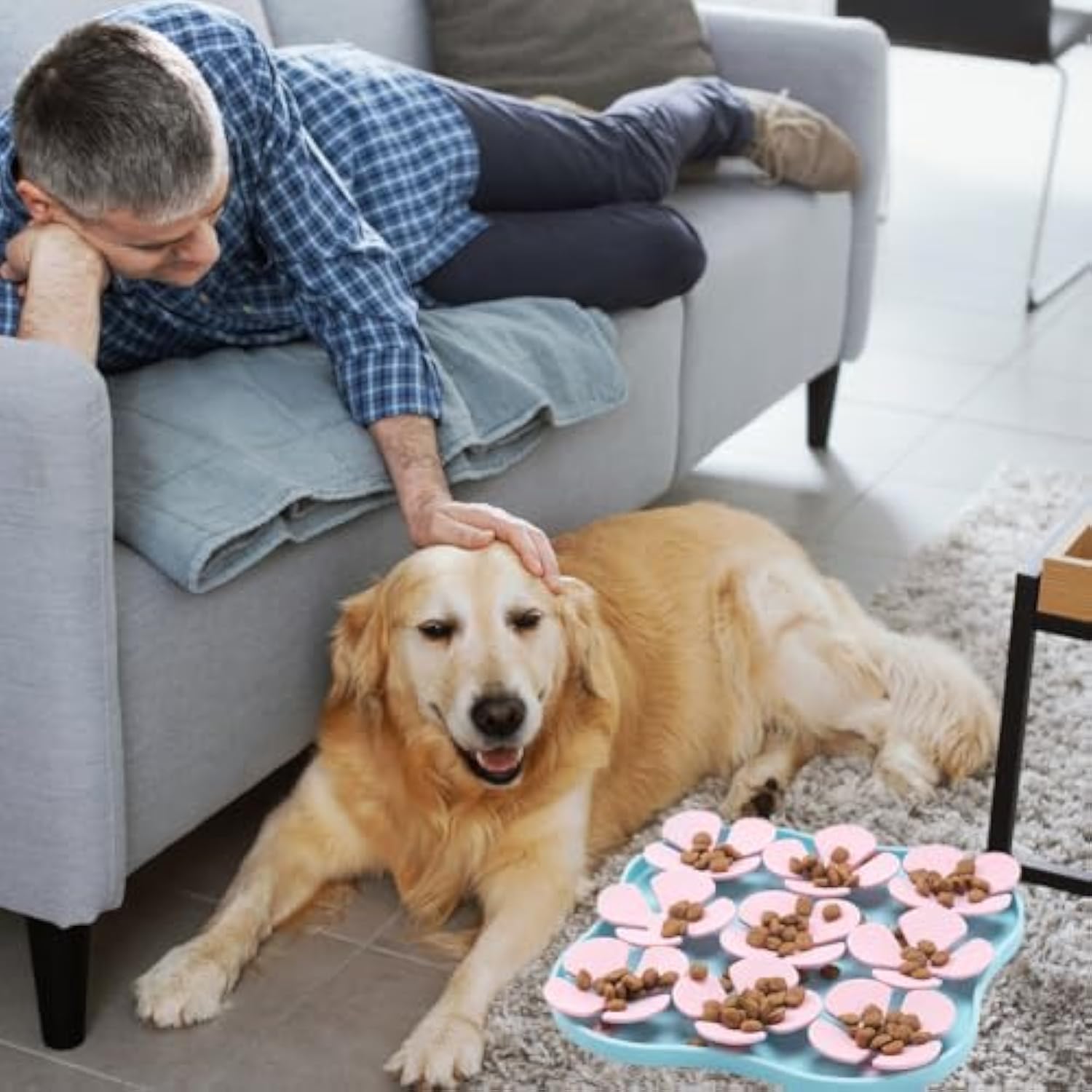 Pet Lick Mat with Suction Cup – Anxiety Relief & Slow Feeder