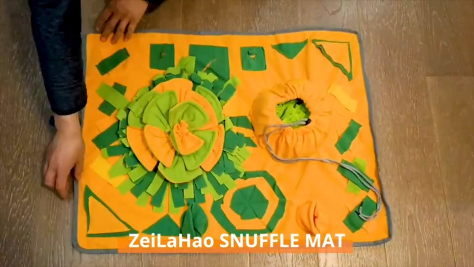 Dog Snuffle Mat – Slow Feeder & Mental Enrichment Toy